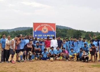 “ଏକ ଭାରତ ଶ୍ରେଷ୍ଠ ଭାରତ” କାର୍ଯ୍ୟକ୍ରମ ଅବସରରେ ବନ୍ଧୁତ୍ୱପୂର୍ଣ୍ଣ ଫୁଟବଲ୍ ମ୍ୟାଚ୍ : ବିଏସଏଫ ଦଳ ବିଜୟୀ