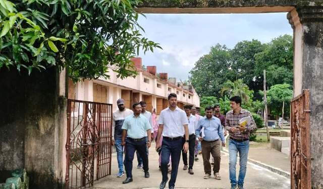 ପଡିଆ ବ୍ଲକରେ ବିଭିନ୍ନ ଉନ୍ନୟନମୂଳକ କାର୍ଯ୍ୟର ସମୀକ୍ଷା କଲେ ଜିଲ୍ଲାପାଳ