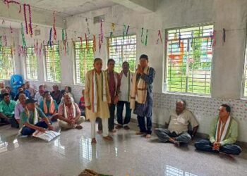 ମଧୁବୈଶ୍ୟ (ଗୁଡ଼ିଆ )ସମାଜ ମାଳମୁଠା ତରଫରୁ ଅବସର ଗ୍ରହଣ କରିଥିବା ରାଜ୍ୟ ପୁରସ୍କୃତ ଶିକ୍ଷକଙ୍କୁ ସମ୍ବର୍ଦ୍ଧନା