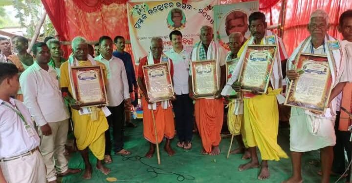 ପୁସ୍ତକ ଉନ୍ମୋଚନ ଉତ୍ସବରେ ଯୋଗଦେଲେ ଦଶପଲ୍ଲା ବିଧାୟକ