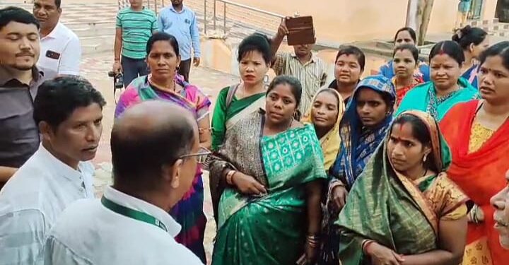 ନିମ୍ନମାନର ମଧ୍ୟାହ୍ନ ଭୋଜନ ପ୍ରଦାନ ନେଇ ଅସନ୍ତୋଷ