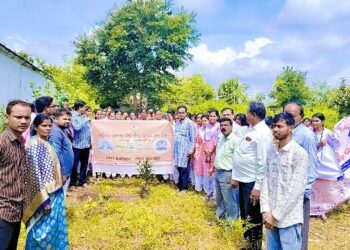 ମହିଳା ସ୍ନାତକ ମହାବିଦ୍ୟାଳୟ କଣ୍ଟାବାଞ୍ଜି ଦ୍ୱାରା “ମା ପାଇଁ ଗଛଟିଏ” କାର୍ଯ୍ୟକ୍ରମ..