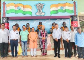 କର୍ମଚାରିଙ୍କ ଅବସରକାଳୀନ ସମ୍ବର୍ଦ୍ଧନା ସଭା