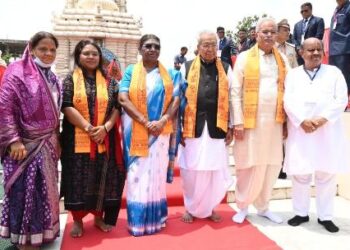 ପବିତ୍ର ପୁରୁଷ : ପୁରନ୍ଦର ମିଶ୍ର