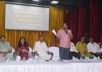 କଟକ ମହାନଗର ନିଗମ ମେୟରଙ୍କ ପଖ଼୍ୟରୁ ପ୍ରଥମ କରି ଦୂର୍ଗା ପୂଜା ପ୍ରସ୍ତୁତି ବୈଠକ ଅନୁଷ୍ଠିତ