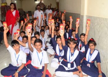 ଡାବର ଚୱନପ୍ରାଶ ପକ୍ଷରୁ ଜୟଦେବ ବିହାରସ୍ଥିତ ସରସ୍ୱତୀ ଶିଶୁ ବିଦ୍ୟା ମନ୍ଦିରରେ ସ୍ୱତନ୍ତ୍ର ଅଧିବେଶନ ଆୟୋଜିତ