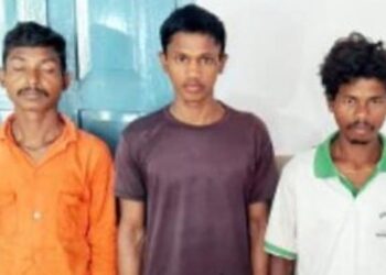 ଗଜପତି : ଜଙ୍ଗଲର ପଥର କୋରଡରୁ ବୃଦ୍ଧଙ୍କ ଶବ ଉଦ୍ଧାର…. ୩ ଗିରଫ