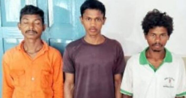 ଗଜପତି : ଜଙ୍ଗଲର ପଥର କୋରଡରୁ ବୃଦ୍ଧଙ୍କ ଶବ ଉଦ୍ଧାର…. ୩ ଗିରଫ