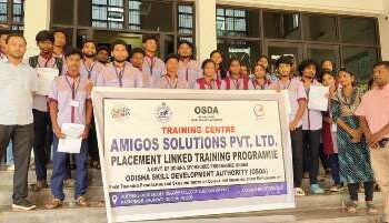 ଗଜପତି ଜିଲ୍ଲାର ତାଲିମ୍ ପ୍ରାପ୍ତ ଯୁବକ ଯୁବତୀଙ୍କୁ ନିଯୁକ୍ତି ପତ୍ର ପ୍ରଦାନ