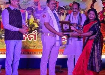 ଜଟଣୀ ଉତ୍ତରାୟଣୀ କ୍ଲବ “କର୍ମ ମନ୍ଦିର” ସ୍ବେଚ୍ଛାସେବୀ ଅନୁଷ୍ଠାନ ପକ୍ଷରୁ ଏକ ସାଂସ୍କୃତ୍ତିକ କାର୍ଯ୍ୟକ୍ରମ : ନୂଆଖାଇ “ଭେଟଘାଟ” ମହା ଆଡ଼ମ୍ବରରେ ଅନୁଷ୍ଠିତ ହୋଇଯାଇଛି