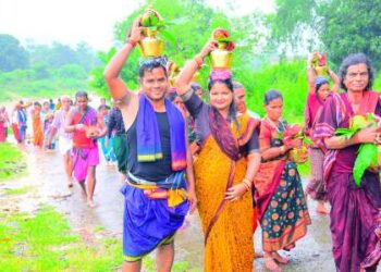 ୫୬ ବର୍ଷ ର ପରମ୍ପରା: କଳସ ଯାତ୍ରାରୁ ଆରମ୍ଭ ହେଲା ବାଲିଗୁଡାର ପ୍ରସିଦ୍ଧ ନବରାତ୍ର ଦୂର୍ଗାପୂଜା