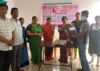 ସୁସ୍ଥ ନାରୀ – ସଶକ୍ତ ପରିବାର ଅଭିଯାନରେ ଯକ୍ଷ୍ମା ରୋଗୀକୁ ପୋଷଣ କିଟ୍ ପ୍ରଦାନ