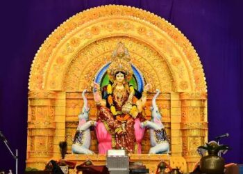 ଗଜଲକ୍ଷ୍ମୀ ପୂଜା ସହ କୁମାର ପୂର୍ଣ୍ଣିମା ପାଳିତ : ଚାନ୍ଦକୁ ଆଞ୍ଜୁଳି ଟେକିଲେ କୁମାରୀ