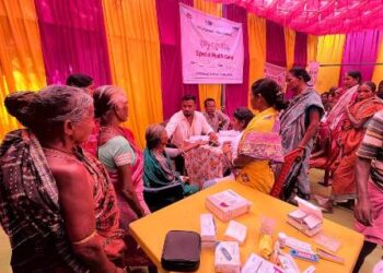 ବରିଆଲି ଗ୍ରାମରେ ଏସବିଆଇ ସଞ୍ଜୀବନୀ ଏମଏମୟୁ ଦ୍ୱାରା ଏକ ବିଶେଷ ସ୍ୱାସ୍ଥ୍ୟ ଶିବିର ଆୟୋଜିତ