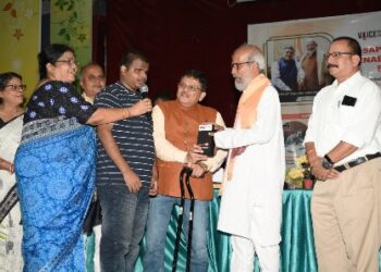 VOSAP जनसशक्तिकरण कार्यक्रम ने भुवनेश्वर में दिव्यांगजनों को हाई-टेक सहायक उपकरण प्रदान किए