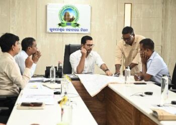 ଏକାମ୍ର ପ୍ରକଳ୍ପର କାର୍ଯ୍ୟ ଅଗ୍ରଗତି ସମୀକ୍ଷା କଲେ – ବିଏମ୍ ସି କମିଶନର