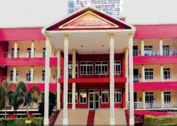 ଇନ୍ଦିରା ଆବାସ ଅନୁମୋଦନକୁ ନେଇ ମାଡ଼ ମାରିବା ମାମଲାରେ ଦୋଷୀ ସାବ୍ୟସ୍ତ ହେଲେ ୱାର୍ଡ ମେମ୍ବର