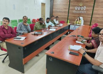 ସମ୍ଭାବ୍ୟ ବାତ୍ୟାର ମୁକାବିଲା ପାଇଁ ଜିଲ୍ଲାପାଳଙ୍କ ସାମ୍ବାଦିକ ସମ୍ମିଳନୀ