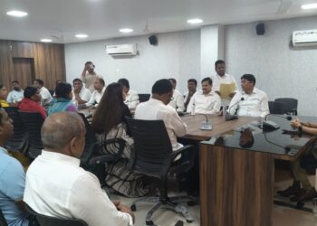 ଏସ୍‌ପିଙ୍କୁ ଭେଟିଲେ ବିଜେଡି ନେତା ; ବିପର୍ଯ୍ୟସ୍ତ ଆଇନଶୃଙ୍ଖଳା ସ୍ଥିତି ନେଇ ଆଲୋଚନା