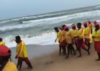 ବାତ୍ଯା ମୋନ୍ଥା ହୋଇଛି ଦୁର୍ବଳ ସମୁଦ୍ରକୂଳ ଖାଁ ଖାଁ