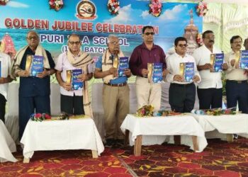 ପୁରୀ ଜିଲ୍ଲାସ୍କୁଲ ର ୧୯୭୫ ମସିହା ମାଟ୍ରିକବ୍ୟାଚ ର ସୁବର୍ଣ୍ଣ ଜୟନ୍ତୀ ଉତ୍ସବ