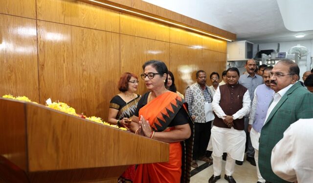 ଓଡିଶା ବିଧାନସଭାରେ ସମ୍ବିଧାନ ଦିବସ ପ୍ରସ୍ତାବନା ପାଠ