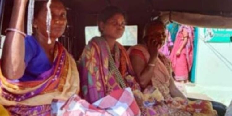 ଗଜପତିରେ ଜଣେ ମା ଏକା ସାଙ୍ଗରେ ଦୁଇ ଝିଅ ଓ ଗୋଟିଏ ପୁଅକୁ ଜନ୍ମ ଦେଲେ