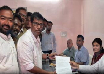 ଦାରିଙ୍ଗବାଡି ର ଶୀତ ମହୋତ୍ସବକୁ ରାଜ୍ୟସ୍ତରୀୟ କରିବା ପାଇଁ ଜିଲାପାଳଙ୍କ ନିକଟରେ ଦାବି