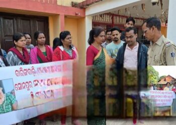 ମହିଳା ସ୍ବାସ୍ଥ୍ୟକର୍ମୀଙ୍କୁ ମରଣାନ୍ତକ ଆକ୍ରମଣ: କାର୍ଯ୍ୟଛାଡ ଆନ୍ଦୋଳନ କଲେ ସ୍ବାସ୍ଥ୍ୟକର୍ମୀ, ଅଟକିଲା ଟିକାକରଣ