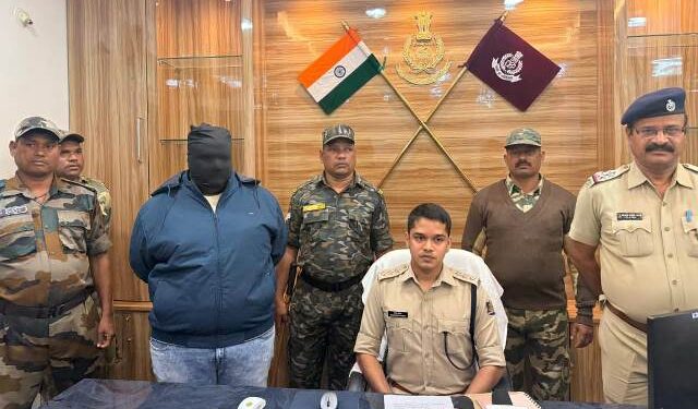 ବାଲିଗୁଡ଼ା : ୟୁକୋ ବ୍ୟାଙ୍କରେ ନକଲି ସୁନା ଦେଇ ୮୫ଲକ୍ଷ ନେଇଥିବା ସୁନା ମୂଲ୍ୟାଙ୍କନକାରୀ ଗିରଫ