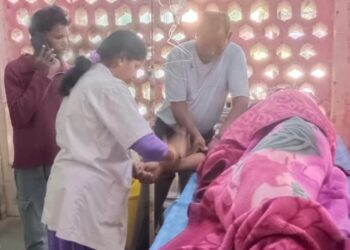 ଗଜପତିଜିଲ୍ଲାର ମୋହନା ଓ ଅଡବା ଥାନା ଅଂଚଳରେ ପ୍ରୁଥକ ପୃଥକ ଭାବେ ସଡ଼କ ଦୁର୍ଘଟଣାରେ ୩ ଗୁରୁତରଙ୍କୁ ବ୍ରହ୍ମପୁର ସ୍ଥାନାନ୍ତରିତ