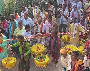 ପୁରୀ ଶ୍ରୀଜିଉଙ୍କ ପାଇଁ ଶ୍ରୀମନ୍ଦିର ଯାଉଛି , ମାମୁଁ ଘର ମାଧବ ପୀଠରୁ ପୋଡୁଆଁ ଭାର