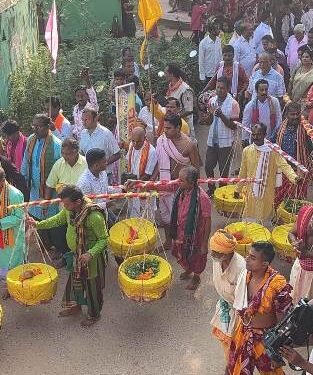 ପୁରୀ ଶ୍ରୀଜିଉଙ୍କ ପାଇଁ ଶ୍ରୀମନ୍ଦିର ଯାଉଛି , ମାମୁଁ ଘର ମାଧବ ପୀଠରୁ ପୋଡୁଆଁ ଭାର