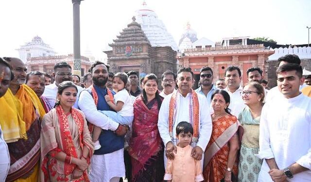 ନୂଆପଡାର ବିକାଶ ପାଇଁ ଶ୍ରୀଜଗନ୍ନାଥଙ୍କ ପାଖରେ ଗୁହାରି କଲେ : ନବନିର୍ବାଚିତ ବିଧାୟକ ଜୟ ଢୋଲକିଆ