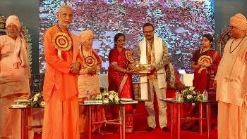 ସାମାଜିକ ସେବା ପାଇଁ ଦି ବେଲ୍ ସମ୍ମାନିତ