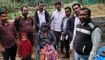 ଅସୁସ୍ଥ ଥିବା ଗରିବ ଶରତକୁ ସହାୟତାର ହାତ ବଢାଇଲେ ଦଳିତ ନେତା