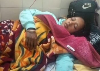 ପୂର୍ବରୁ ଥିବା ଜମି ବିବାଦକୁ ନେଇ ମହିଳା କୁ ଆକ୍ରାନ୍ତ