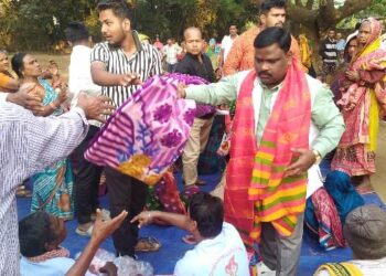 ସିଦ୍ଧି ବିନାୟକ ଚାରିଟେବୁଲ ଟ୍ରଷ୍ଟ ପକ୍ଷରୁ ଶୀତବସ୍ତ୍ର ବଣ୍ଟନ ଓ ବୃକ୍ଷରୋପଣ କାର୍ଯ୍ୟକ୍ରମ