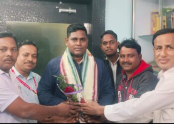 ବୋଲଗଡ଼ ଡିଜିଟାଲ ସାମ୍ବାଦିକ ସଂଘ ତରଫରୁ ନୂତନ ଥାନା ଅଧିକାରୀଙ୍କୁ ସମ୍ବର୍ଦ୍ଧନା