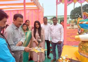ଦଳେଇସାହି ପଞ୍ଚାୟତରେ ପଲ୍ଲୀରେ ପ୍ରଶାସନ ସେବା କାର୍ଯ୍ୟକ୍ରମ ଉଦଘାଟିତ : ଗ୍ରାମାଞ୍ଚଳ ଲୋକମାନଙ୍କୁ ମିଳିଲା ପ୍ରଶାସନ ସେବା
