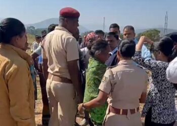 1 ଶହ କୋଟି ଟଙ୍କା ବ୍ୟୟରେ ପ୍ରସ୍ତାବିତ ପଞ୍ଚତରକା ହୋଟେଲକୁ ବିରୋଧ କରିଛନ୍ତି ଅଞ୍ଚଳବାସୀ