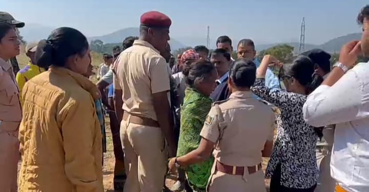 1 ଶହ କୋଟି ଟଙ୍କା ବ୍ୟୟରେ ପ୍ରସ୍ତାବିତ ପଞ୍ଚତରକା ହୋଟେଲକୁ ବିରୋଧ କରିଛନ୍ତି ଅଞ୍ଚଳବାସୀ