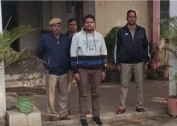 ଚାକିରୀ କରାଇ ଦେବି କହି ଠକେଇ, ଢ଼ାବା ମାଲିକ ଗିରଫ