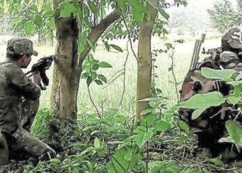 ସୁରକ୍ଷାକର୍ମୀ-ମାଓବାଦୀ ମୁହାଁମୁହିଁ : ବନ୍ଧୁକ ସମେତ ଅନେକ ମାଓ ସାମଗ୍ରୀ ଜବତ