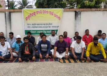 ଭାପୁର ସାମ୍ବାଦିକଙ୍କୁ ଆକ୍ରମଣ ଘଟଣା : ଏସ୍‌ପିଙ୍କ ହସ୍ତକ୍ଷେପ ପରେ ମାମଲା ସମାଧାନ