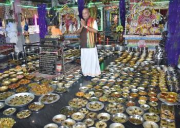 ପୁରୀ ଶ୍ରୀ ଗୌର ବିହାର ଆଶ୍ରମରେ ବ୍ୟଞ୍ଜନ ଦ୍ୱାଦଶୀ ପାଳିତ, ପ୍ରଭୁ ଶ୍ରୀକୃଷ୍ଣ ଙ୍କୁ ସମର୍ପଣ ହେଲା ୮୭୫ ପ୍ରକାର ବ୍ୟଞ୍ଜନ