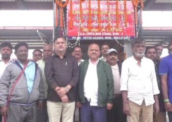 ପୁରୀ ଟୁରିଷ୍ଟ ବସଷ୍ଟାଣ୍ଡରେ ମୋଟର କର୍ମଚାରୀ ସଂଘ ର କାର୍ଯ୍ୟାଳୟ ଉଦଘାଟିତ