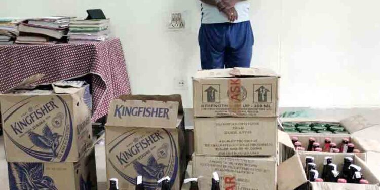 ମଦ ଜବତ ଜଣେ ଅଭିଯୁକ୍ତ ଗିରଫ