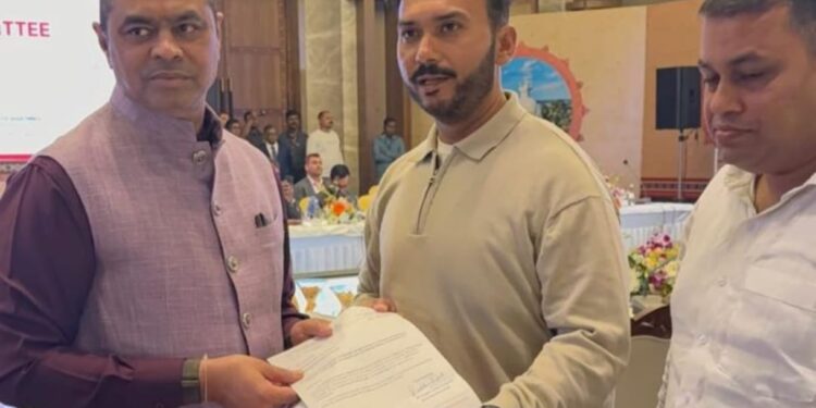 ରେଳବାଇ ଷ୍ଟାଣ୍ଡିଙ୍ଗ କମିଟି ବୈଠକ ରେ ପାରଳାଖେମୁଣ୍ଡି ର ବିଭିନ୍ନ ଦାବି ଜଣାଇଲେ ବିଧାୟକ ରୁପେଶ ପାଣିଗ୍ରାହି