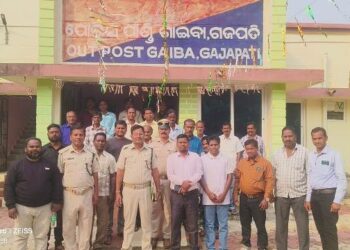 ଗାଇବାରେ ଦୁଇ ଗୋଷ୍ଠୀ ମୁହାଁମୁହିଁ, ପୋଲିସ ପ୍ରଶାସନଙ୍କ ଉପସ୍ଥିତିରେ ହେଲା ଆପୋଷ ସମାଧାନ